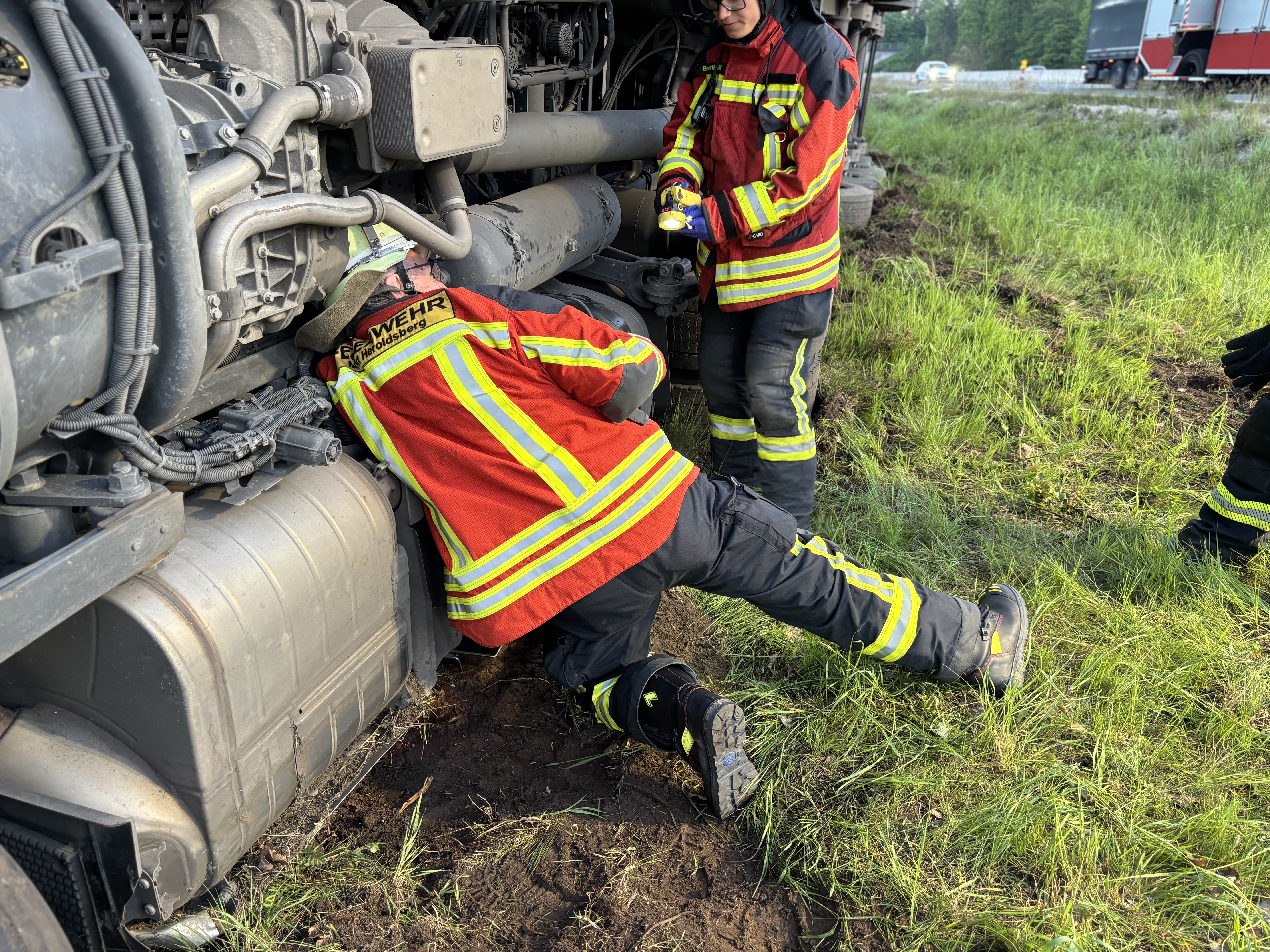 24-05-13 05-34-25 7527.jpg